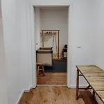 Premium 3br Apartment, Stunning Views Overlooking The Station * Κόμπλεντς