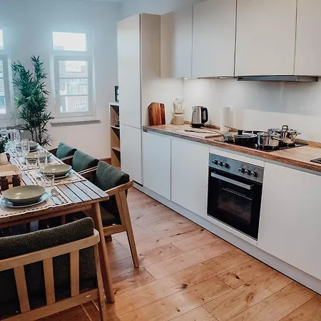 Premium 3br Apartment, Stunning Views Overlooking The Station Koblenz (Rhineland-Palatinate)