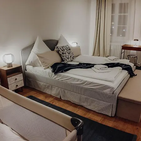 Premium 3br Apartment, Stunning Views Overlooking The Station Lägenhet *