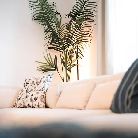 Premium 3br Apartment, Stunning Views Overlooking The Station Lägenhet *