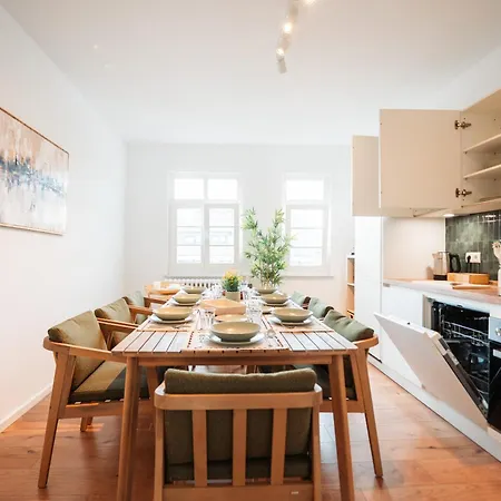 Premium 3br Apartment, Stunning Views Overlooking The Station Lägenhet Koblenz (Rhineland-Palatinate)