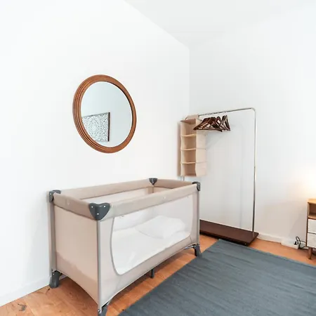 Premium 3br Apartment, Stunning Views Overlooking The Station * Koblenz (Rhineland-Palatinate)