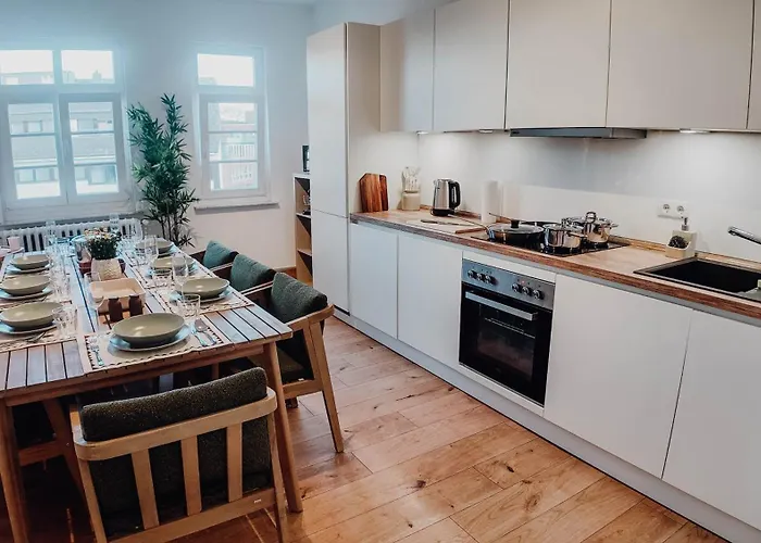 Premium 3br Apartment, Stunning Views Overlooking The Station Koblenz (Rhineland-Palatinate)